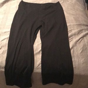 3X stretch yoga pants